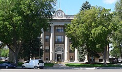 Scotts Bluff County courthouse from E 1